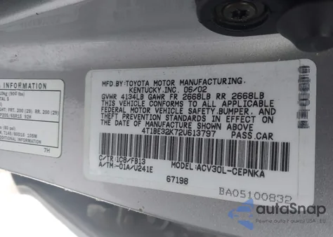 2002 Toyota Camry Le z USA, uszkodzony, nr VIN 4T1BE32K72U613797